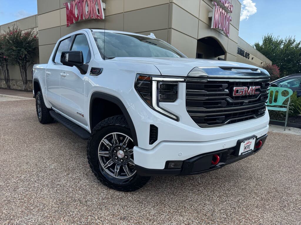2024 GMC Sierra 1500 AT4 Crew Cab 4WD