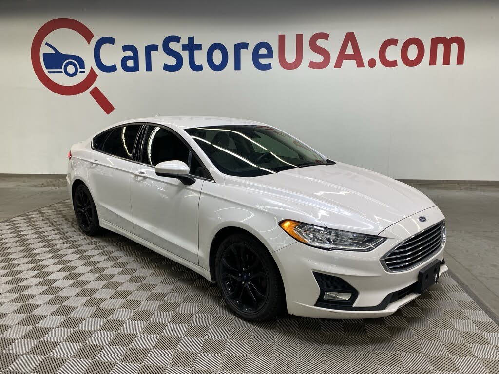 2020 Ford Fusion SE FWD