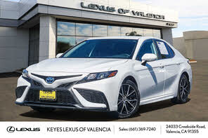 Toyota Camry Hybrid SE FWD