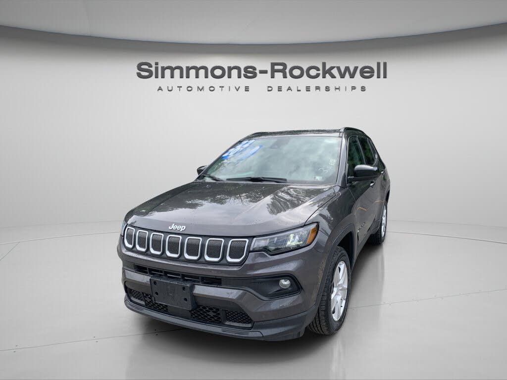 2022 Jeep Compass Latitude 4WD