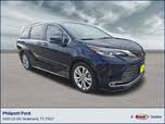 Toyota Sienna Platinum 7-Passenger FWD