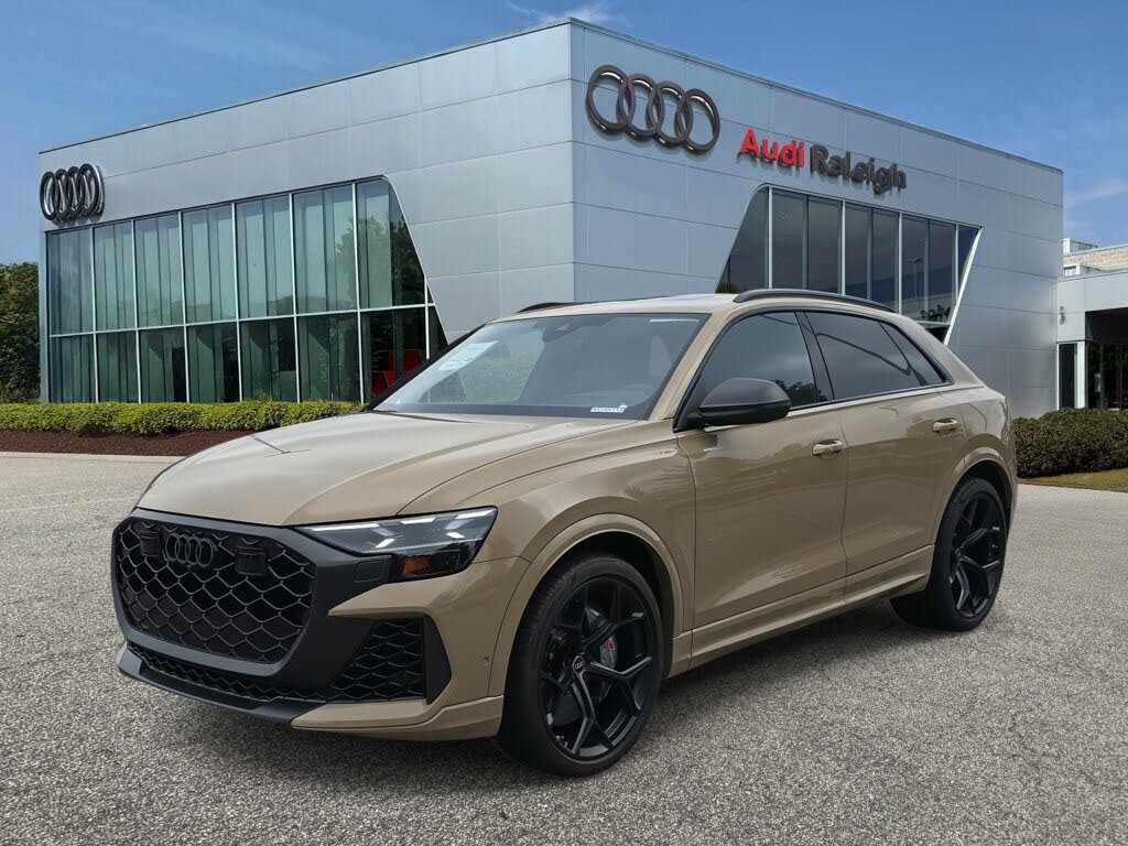 2025 Audi RS Q8 4.0T quattro Performance
