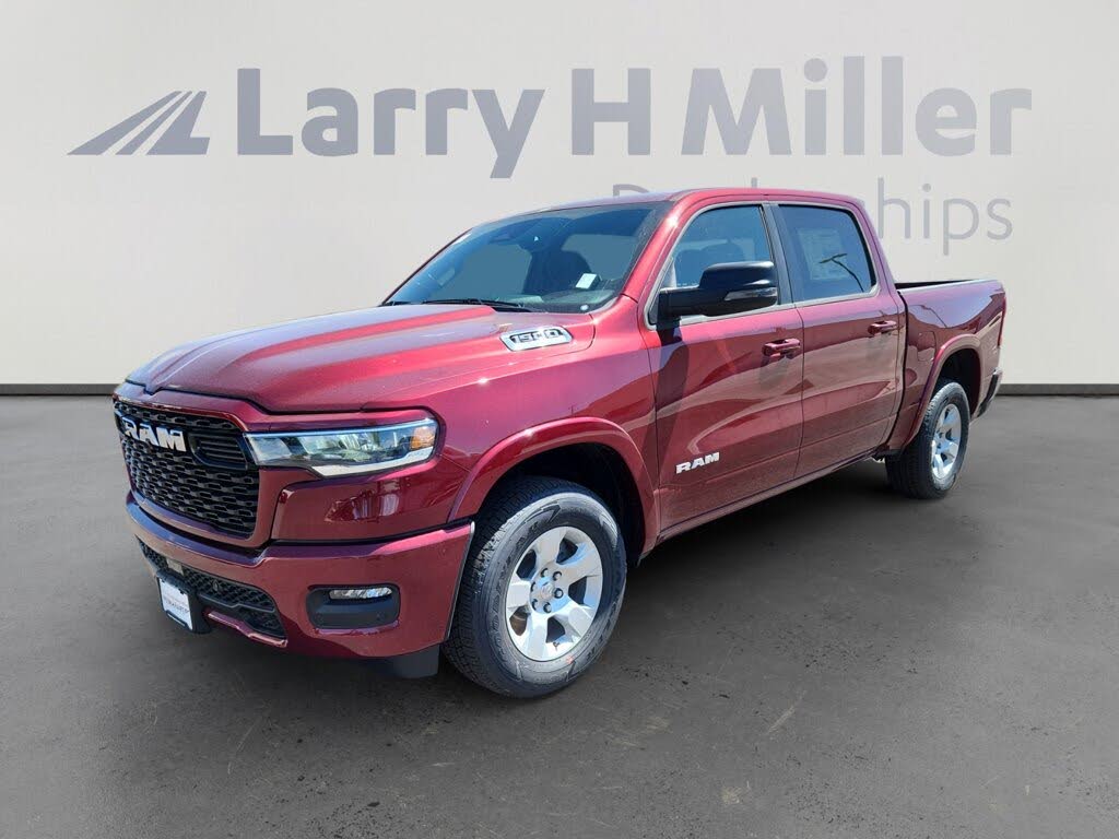 2025 RAM 1500 Big Horn Crew Cab 4WD