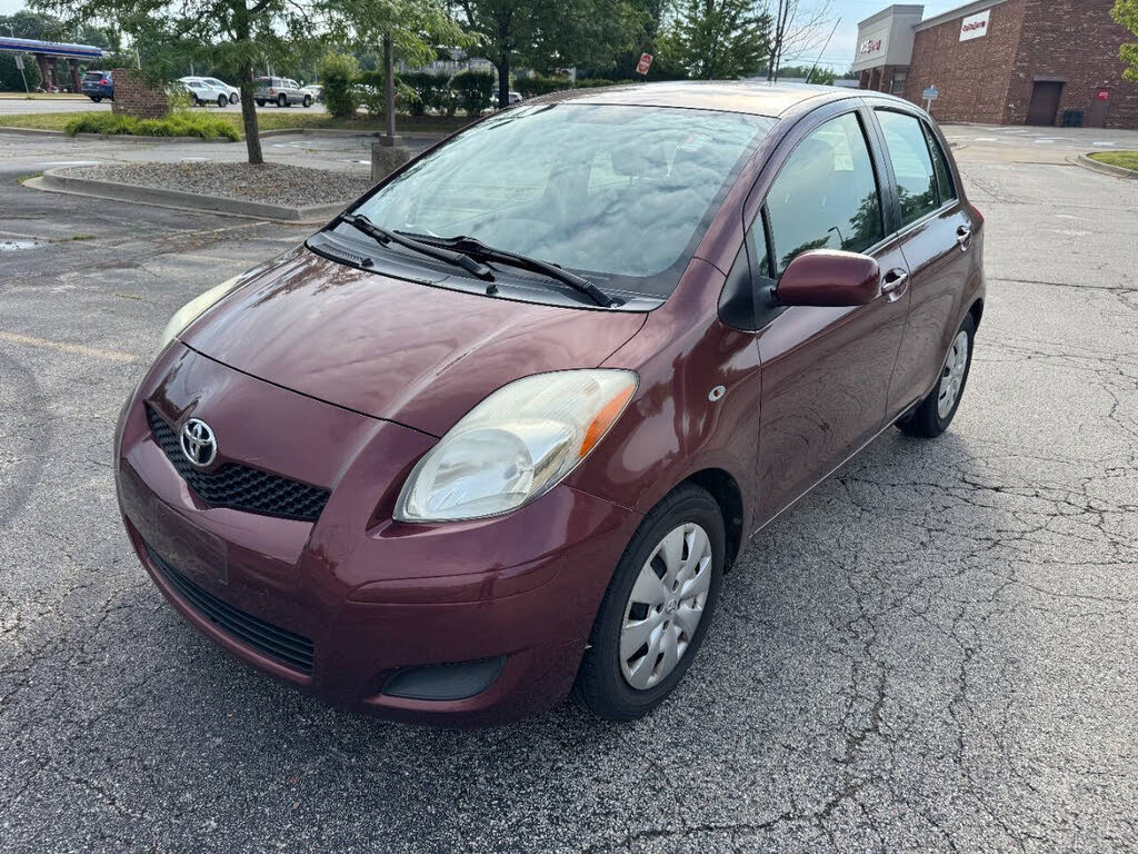 2010 Toyota Yaris Hatchback