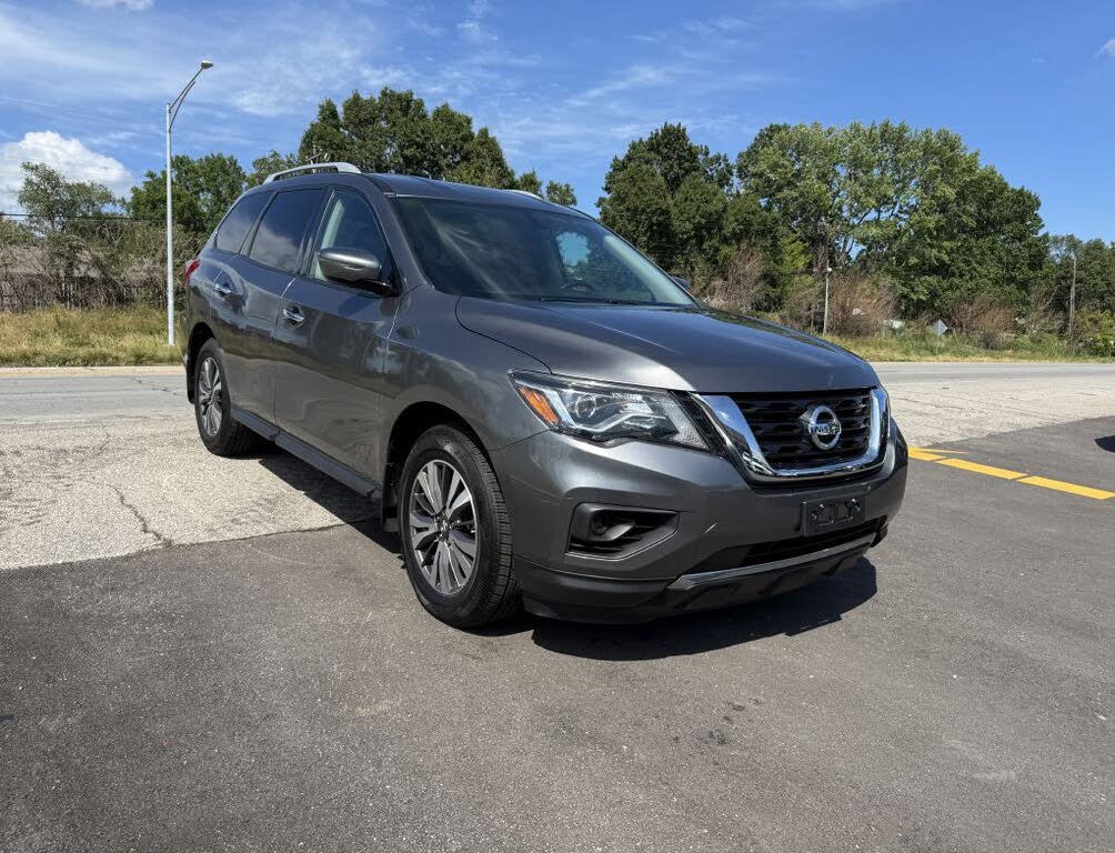 2017 Nissan Pathfinder S 4WD