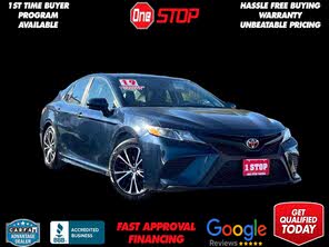 Toyota Camry SE FWD