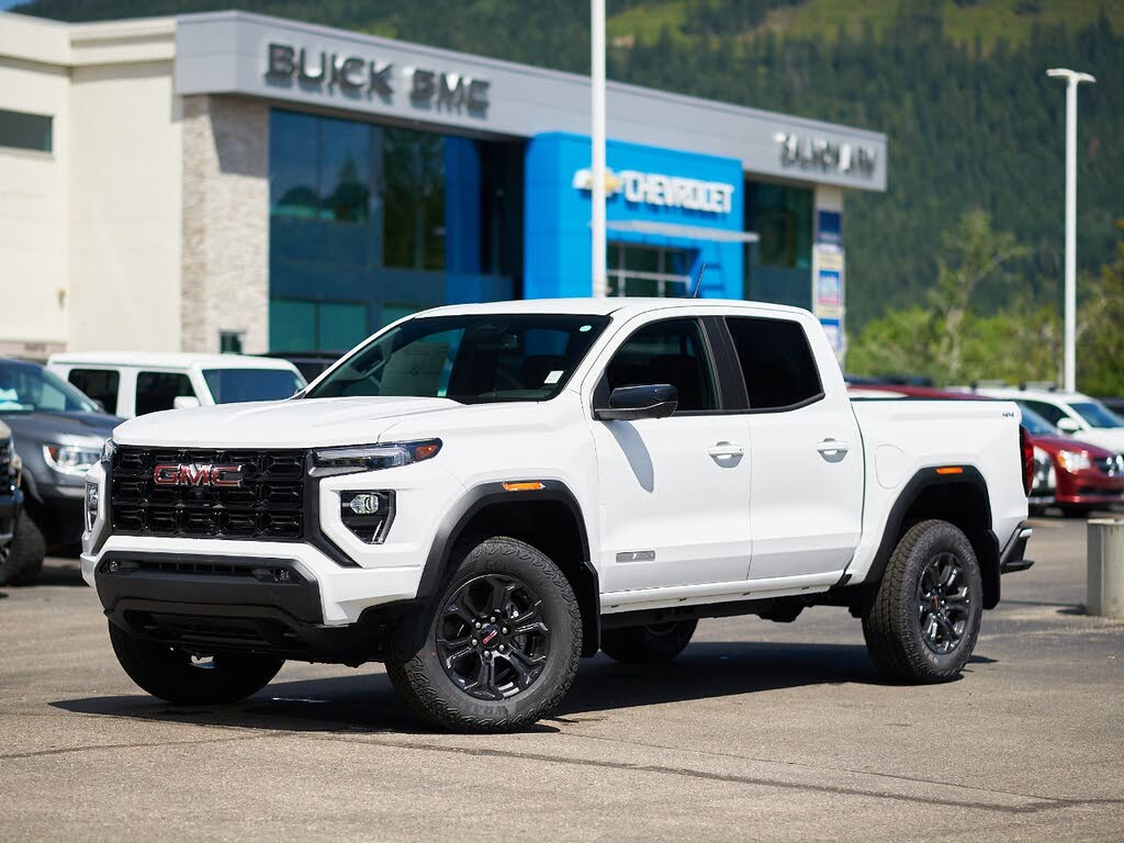 2025 GMC Canyon Elevation Crew Cab 4WD