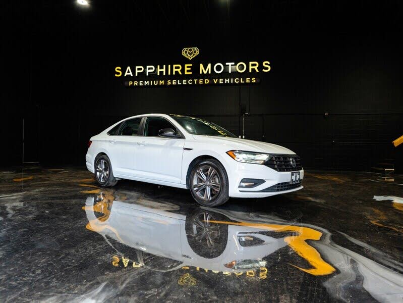 Volkswagen Jetta Highline FWD 2019