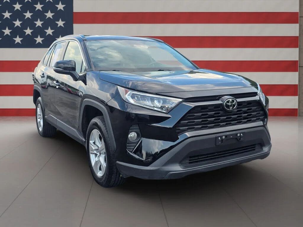 2021 Toyota RAV4 XLE FWD
