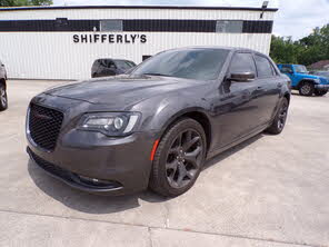 Chrysler 300 S V6 RWD