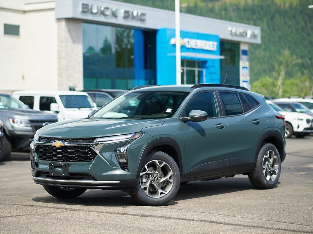 2025 Chevrolet Trax LT FWD