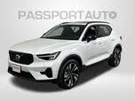 Volvo XC40 B5 Plus Dark Theme AWD