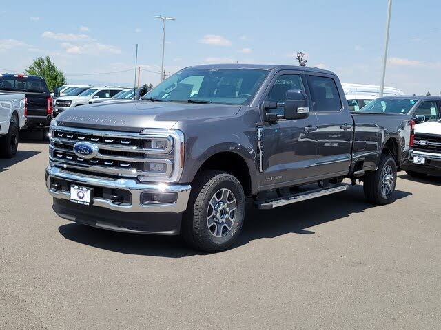 2025 Ford F-350 Super Duty Lariat Crew Cab 4WD