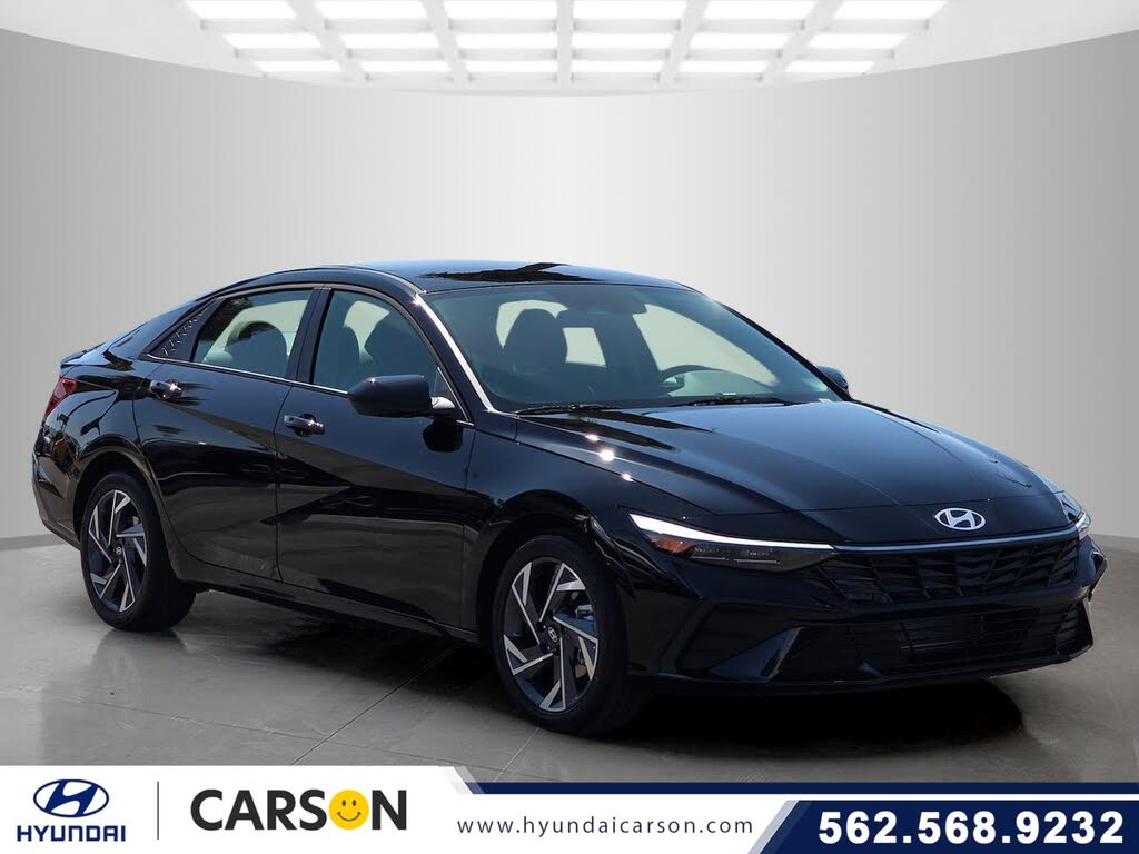 2025 Hyundai Elantra SEL Sport FWD