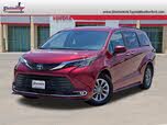 Toyota Sienna XLE 7-Passenger FWD