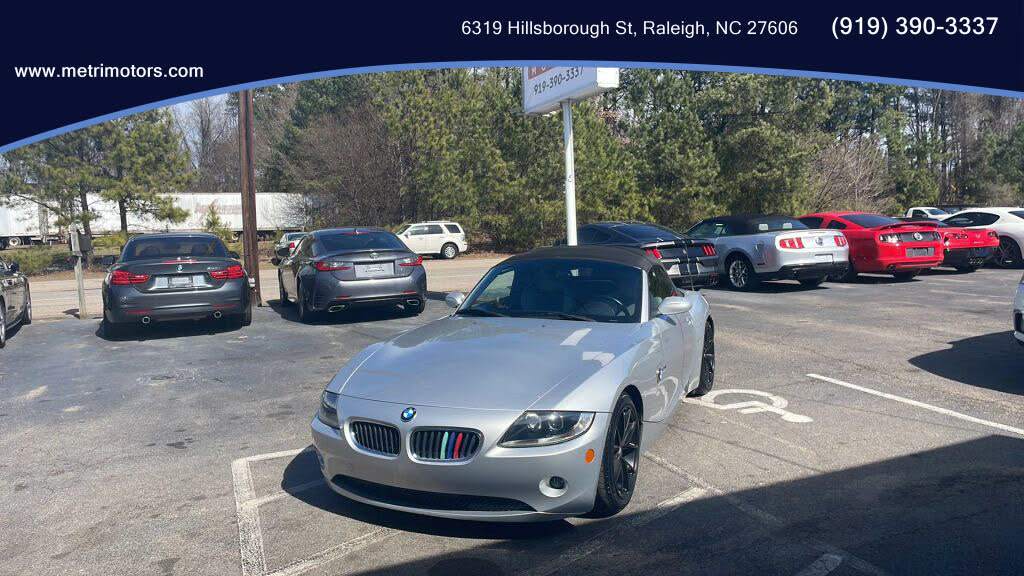 2005 BMW Z4 2.5i Roadster RWD