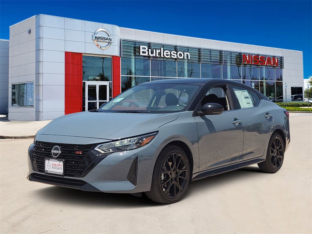 2025 Nissan Sentra SR FWD