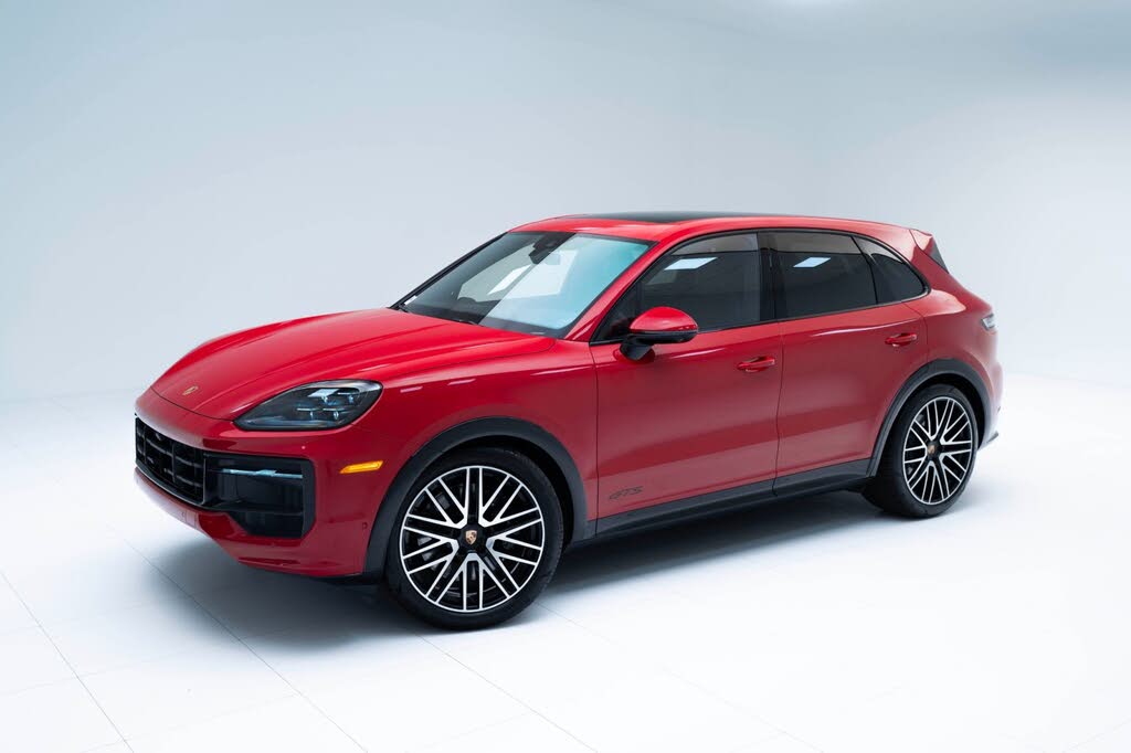 2025 Porsche Cayenne GTS AWD