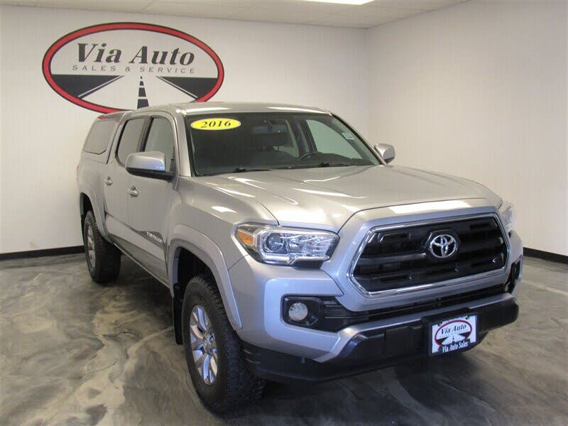 2016 Toyota Tacoma Double Cab V6 SR5 4WD