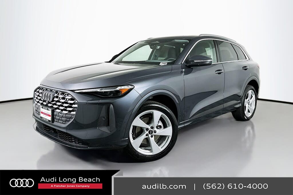 2025 Audi Q5 quattro Premium Plus 40 TFSI