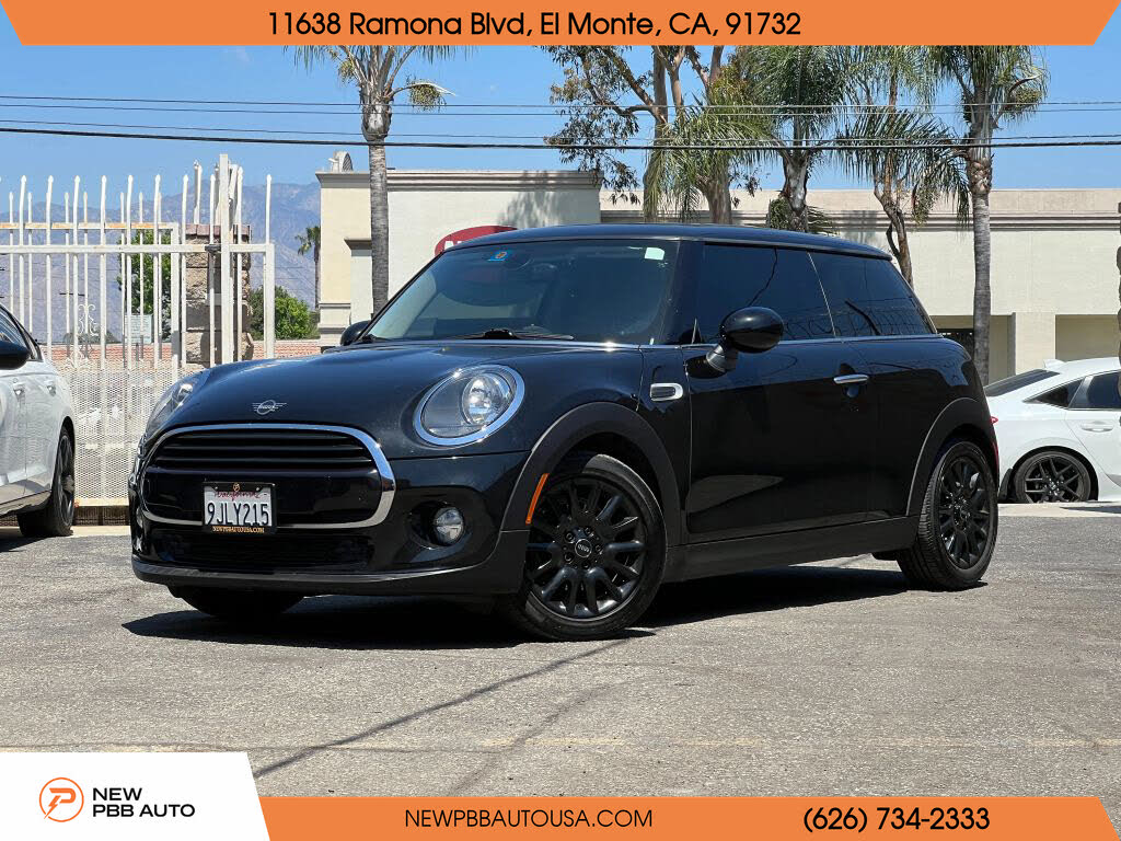 2019 MINI Cooper 2-Door Hatchback FWD