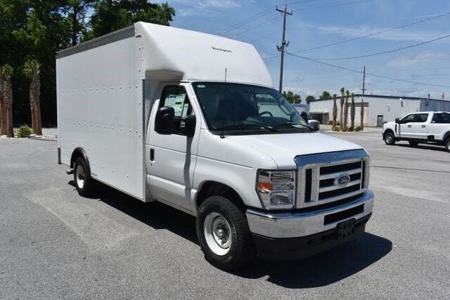 2025 Ford E-Series Chassis E-350 SD Cutaway SB DRW RWD