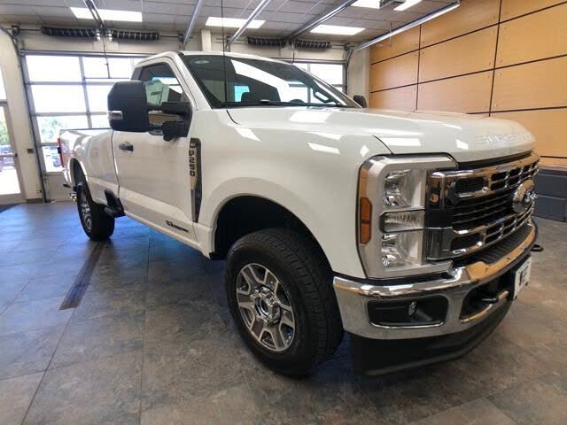 2025 Ford F-250 Super Duty XLT Regular Cab LB 4WD