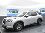 Nissan Pathfinder SV 4WD