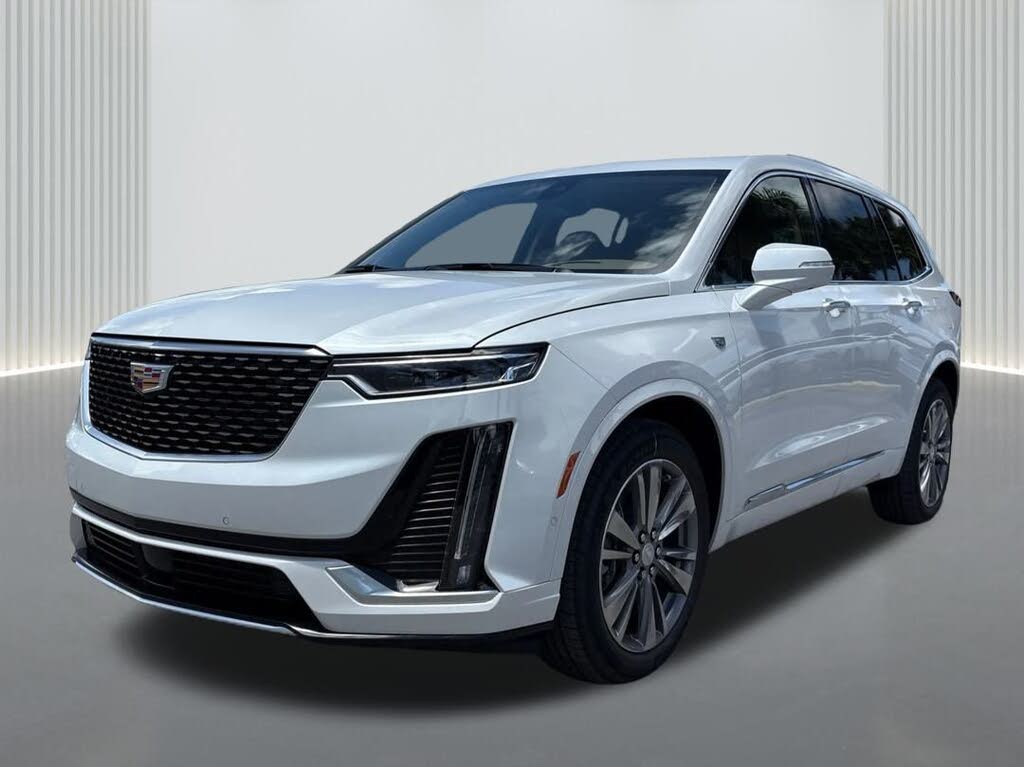 2025 Cadillac XT6 Premium Luxury FWD
