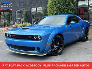 Dodge Challenger R/T Scat Pack Widebody RWD