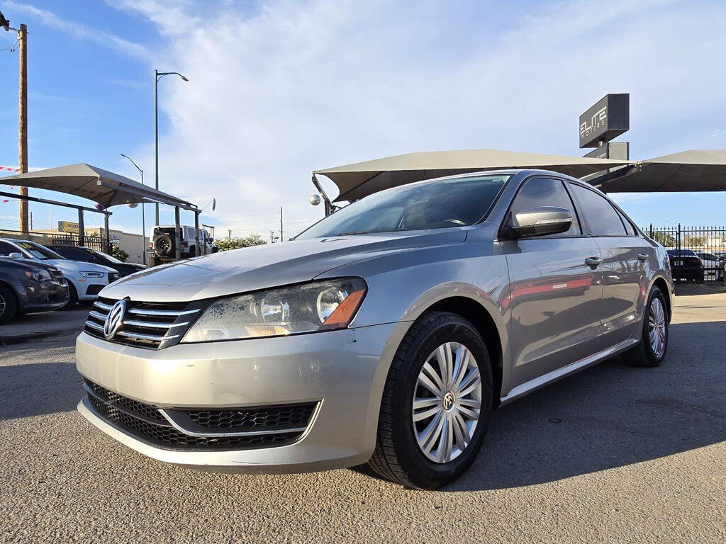 2014 Volkswagen Passat S 1.8