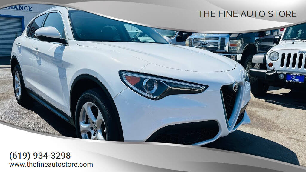 2019 Alfa Romeo Stelvio Sport RWD