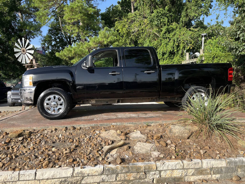 2014 Chevrolet Silverado 2500HD LT Crew Cab 4WD