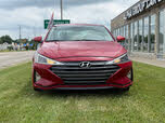 Hyundai Elantra Limited FWD