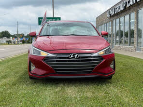 Hyundai Elantra Limited FWD