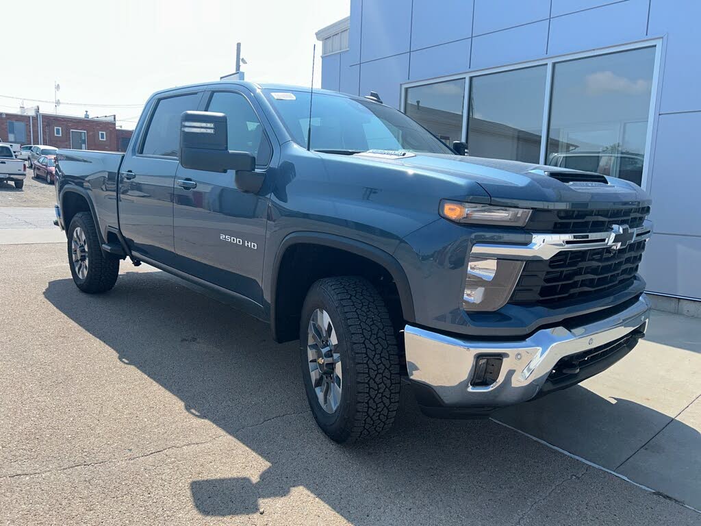 2025 Chevrolet Silverado 2500HD LT Crew Cab 4WD
