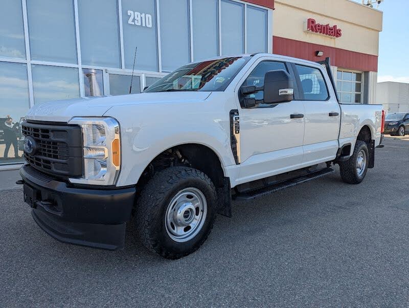 2023 Ford F-250 Super Duty XL Crew Cab 4WD