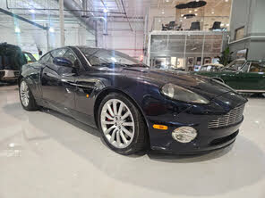 Aston Martin V12 Vanquish RWD