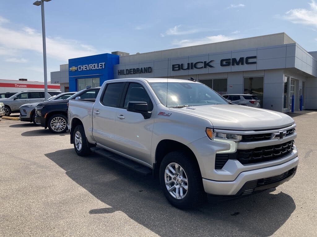2022 Chevrolet Silverado 1500 RST Crew Cab 4WD