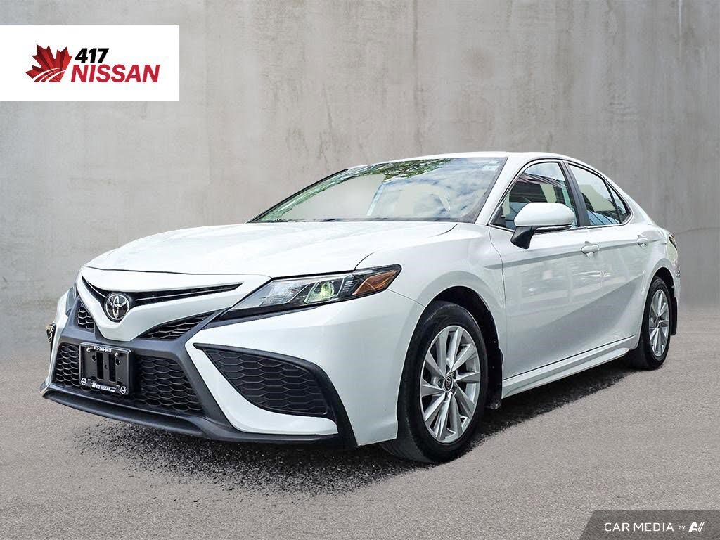 2022 Toyota Camry SE FWD