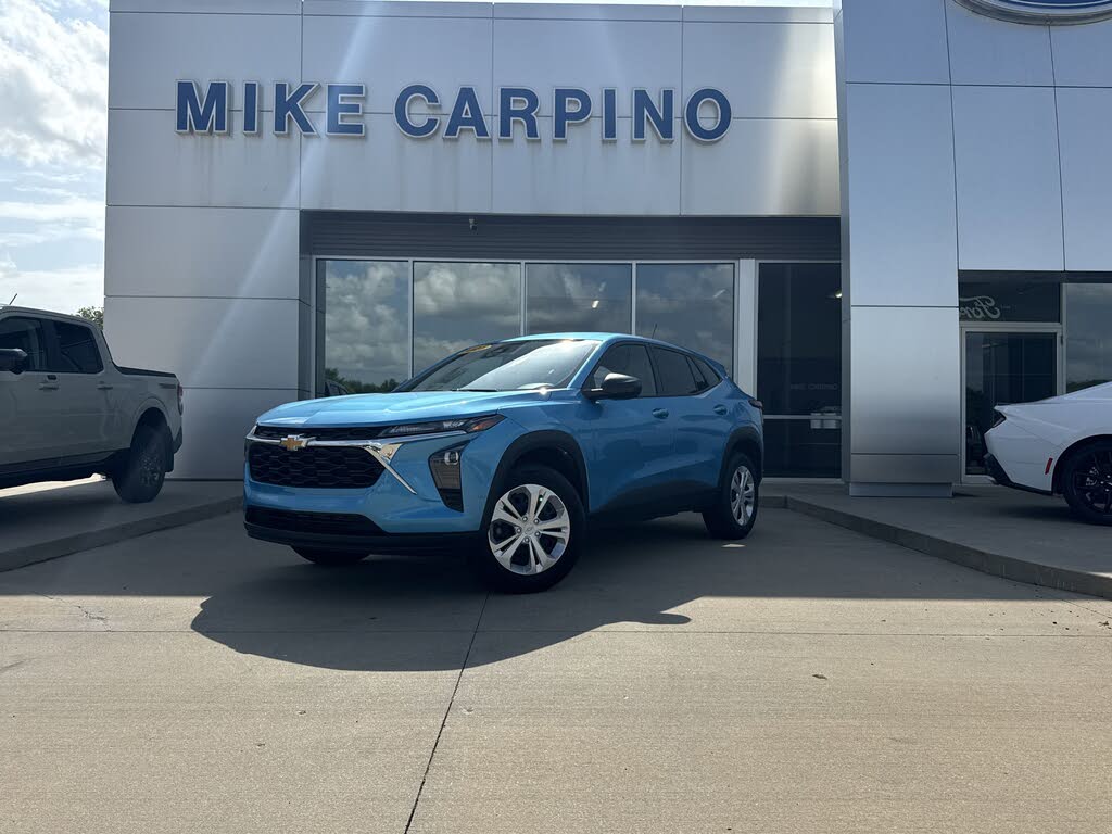 2025 Chevrolet Trax LS FWD