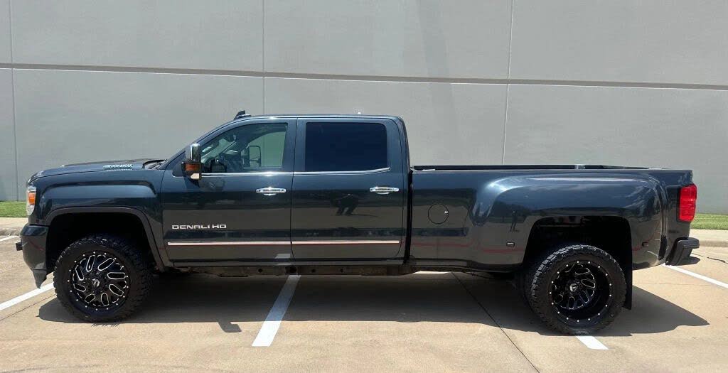 2018 GMC Sierra 3500HD Denali Crew Cab LB DRW 4WD