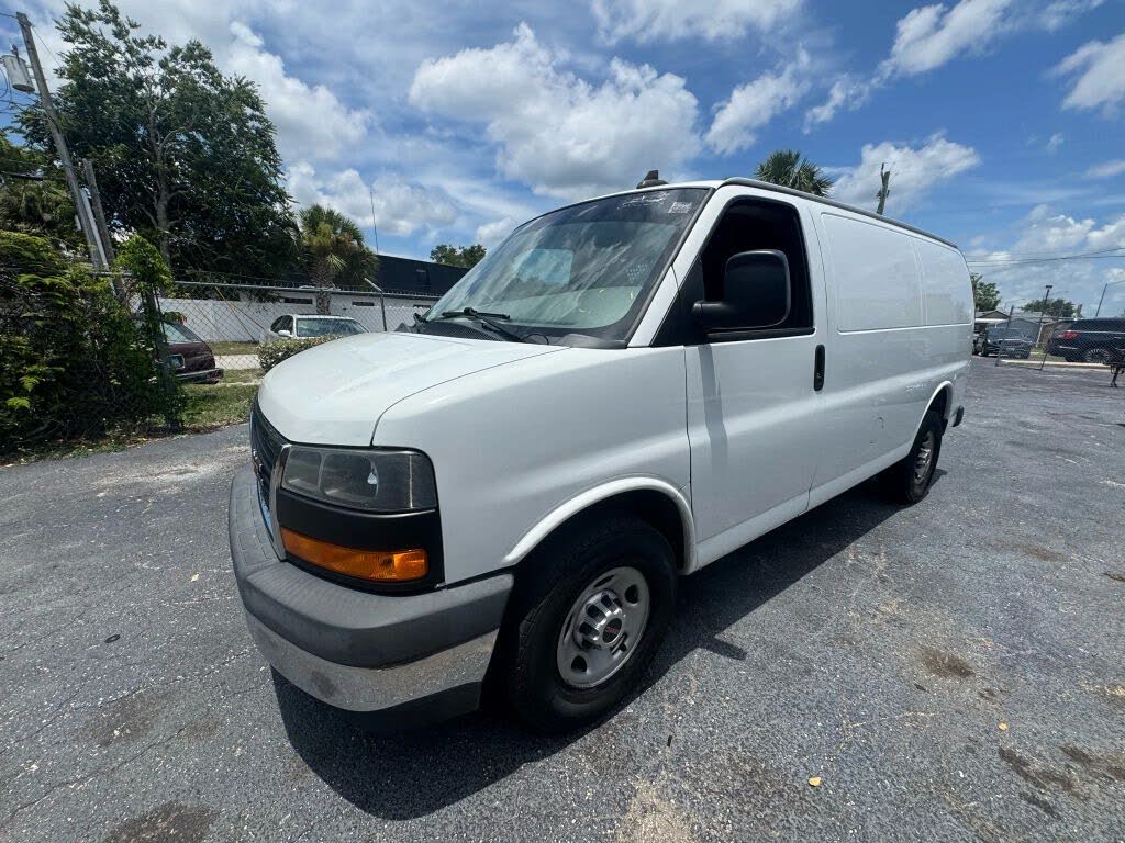 2019 GMC Savana Cargo 2500 RWD