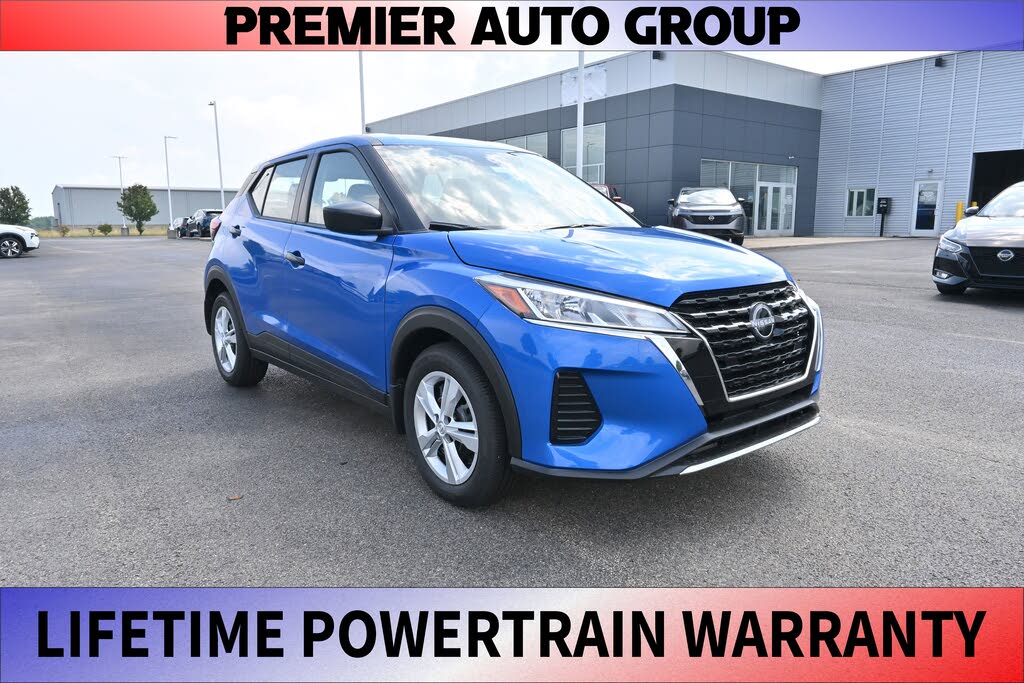 2025 Nissan Kicks Play S FWD