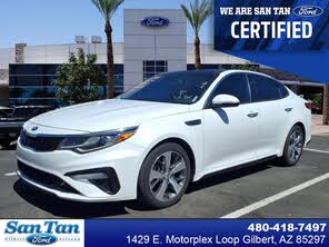 Kia Optima S FWD