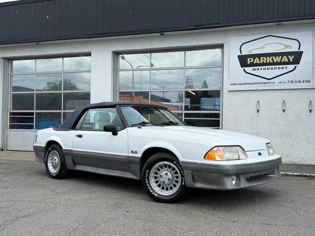 1988 Ford Mustang GT Convertible RWD