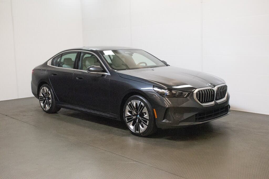 2026 BMW 5 Series 530i xDrive