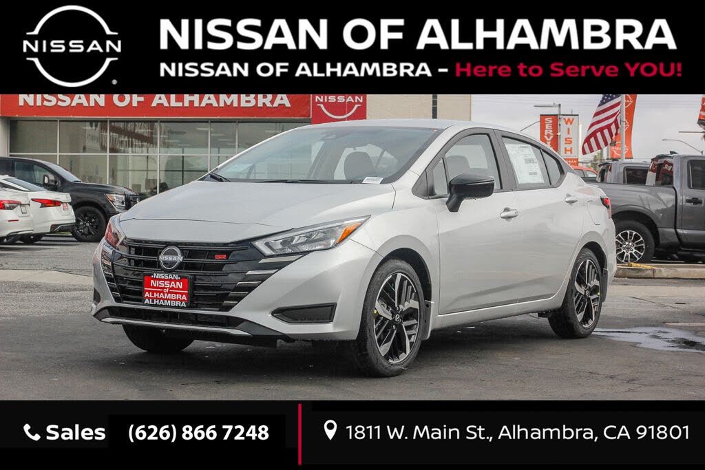 2025 Nissan Versa SR FWD