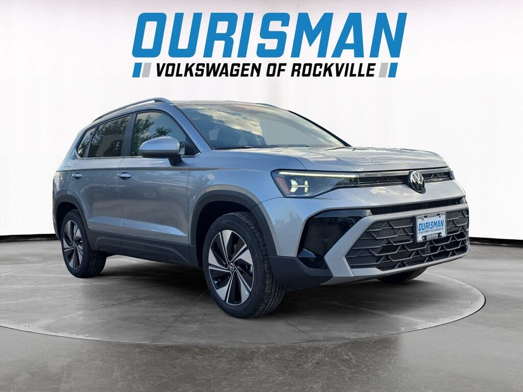 2025 Volkswagen Taos SE 4Motion