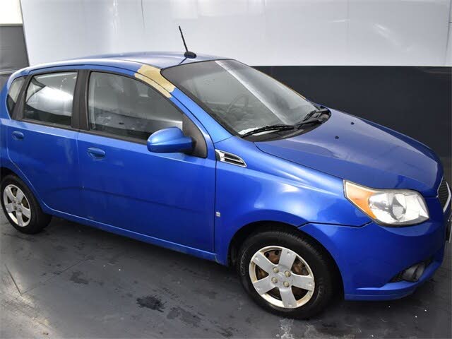 2009 Chevrolet Aveo 5 LS Hatchback FWD